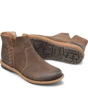 NEW BORN women's taj boots in taupe